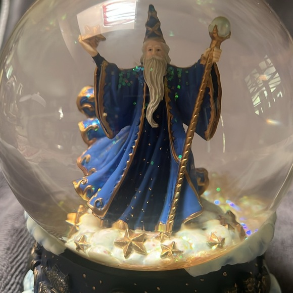 Rare Merlin Wizard Astronomer Somewhere in Time Snow Globe SF Music Box Co - Picture 3 of 6